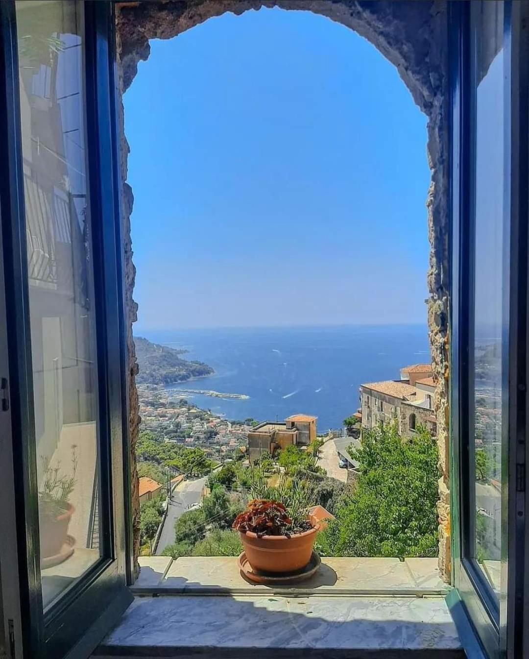 La Mansarda Bed and Breakfast Castellabate Εξωτερικό φωτογραφία